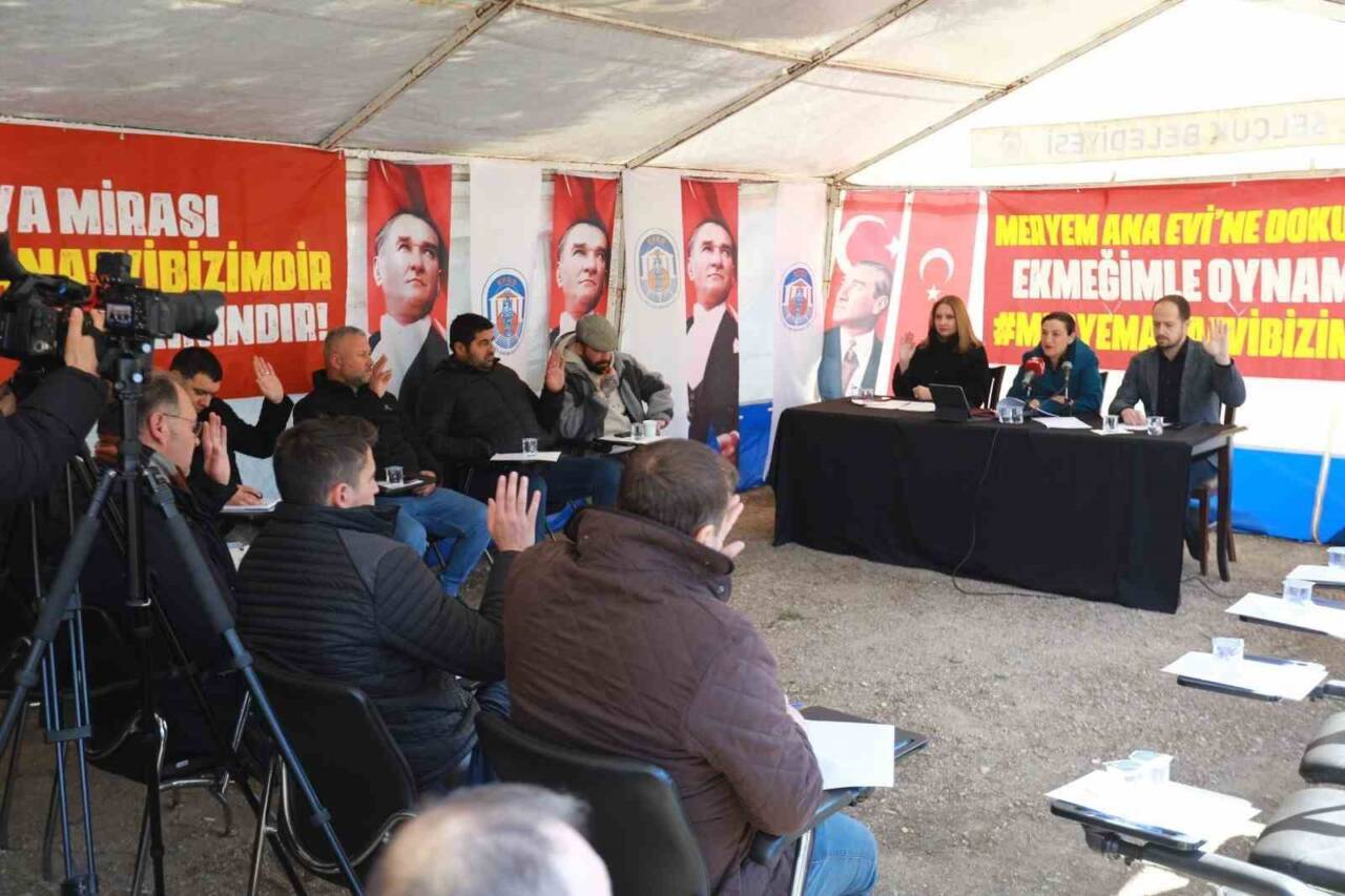 Başkan Ceritoğlu Sengel’den, mecliste fırın ve öğrenci otobüsü müjdesi