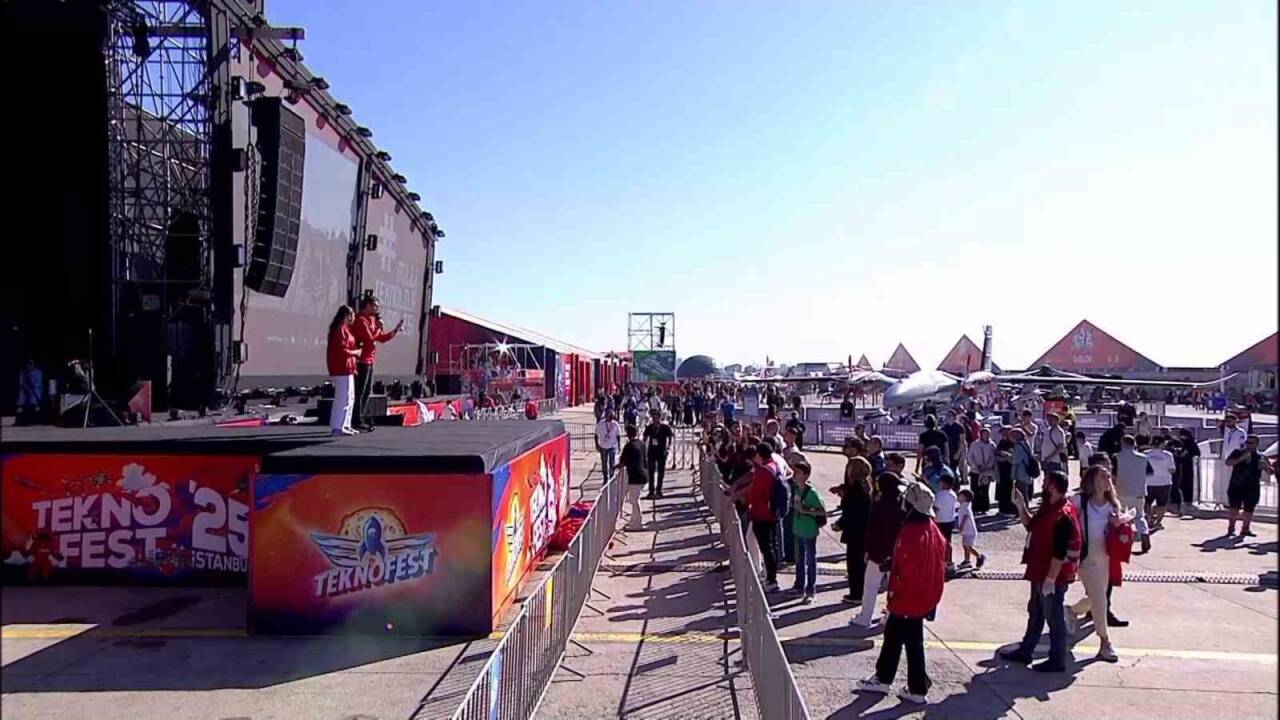 TEKNOFEST İstanbul Atatürk Havalimanı’nda kapılarını ziyaretçilere açtı
