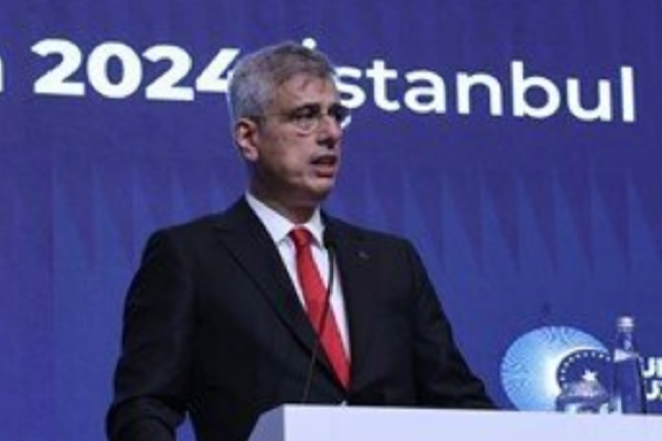 Memişoğlu: Koruyan, geliştiren ve üreten sağlık modelini hayata geçiriyoruz