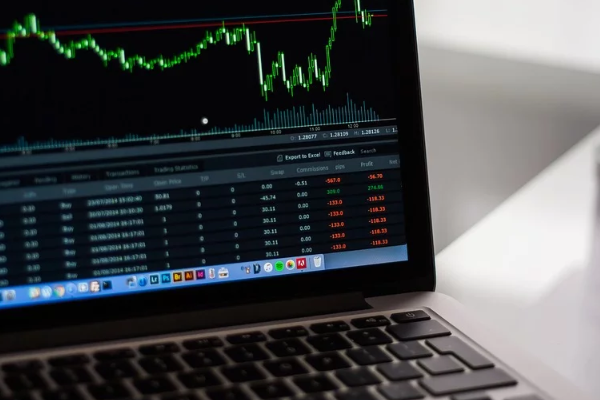 PETROL, ALTIN VE DİĞER DEĞERLİ METALLERİN DURUMU NECATİ SAVUNAN'IN UZMAN YORUMLARIyla ANALİZ EDİLDİ.