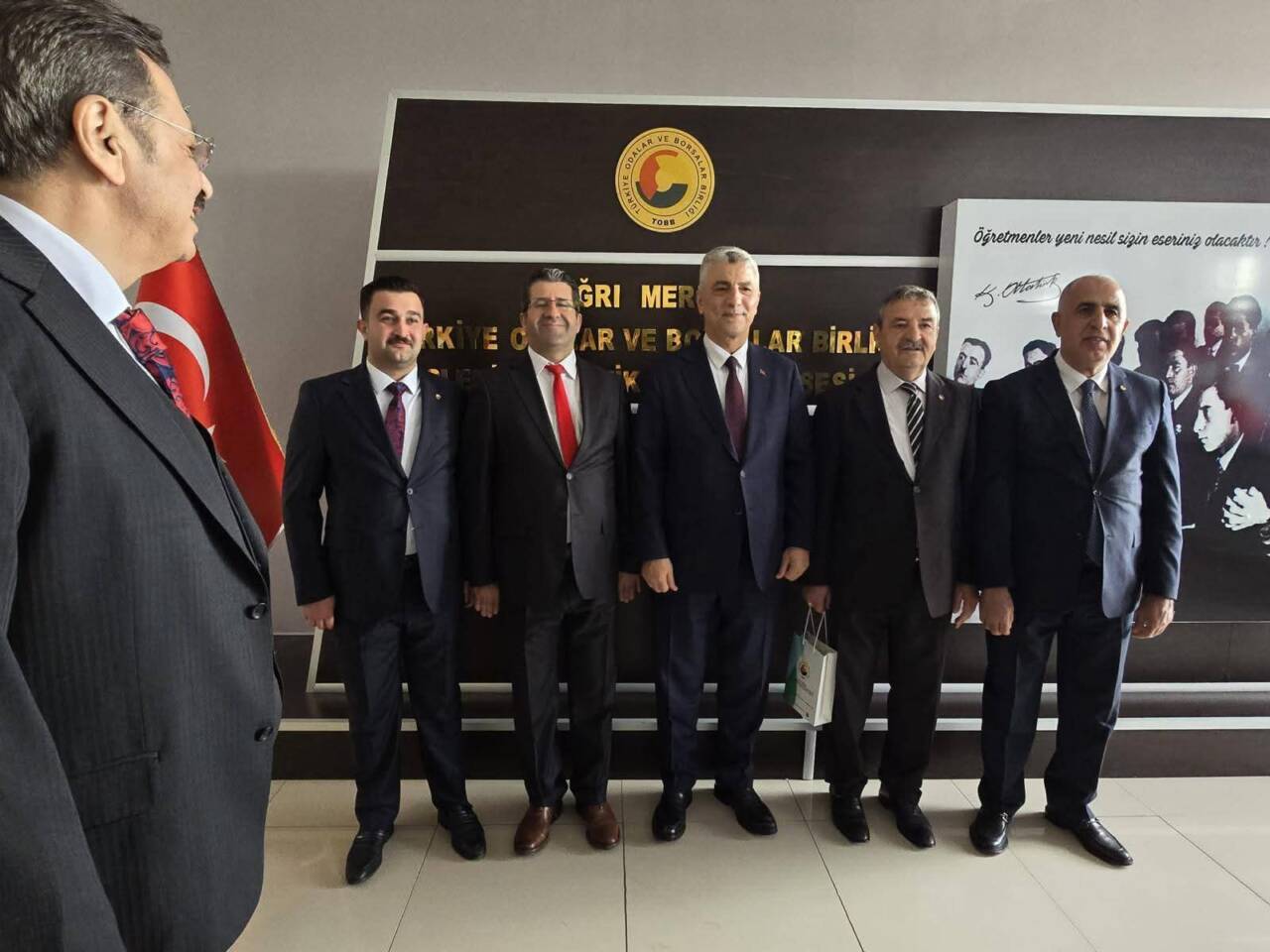 Ağrı’da İş Dünyası Toplantısı Gerçekleştirildi