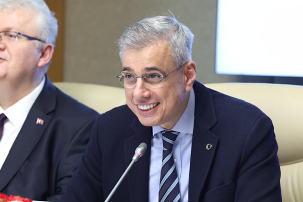 Bakan Memişoğlu, Kamu Hastaneleri Genel Müdürü Demirkol’u kabul etti