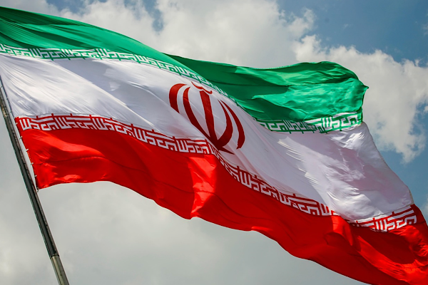 Hamaney: Haklarımızdan hiçbir şekilde vazgeçmeyeceğiz