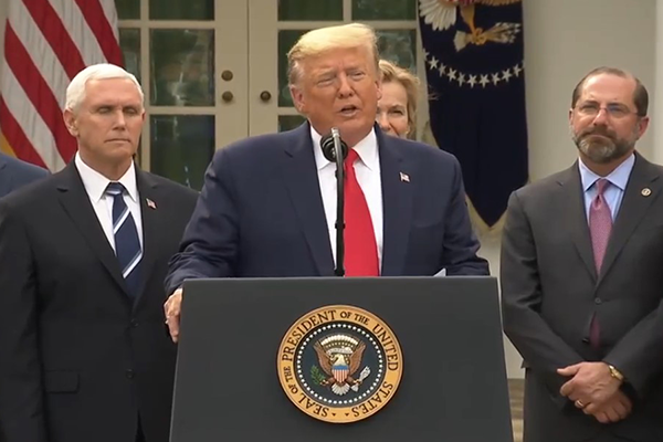 Trump: Hürmüz Boğazı’nda yaklaşan İran gemileri ortadan kaldırılacak