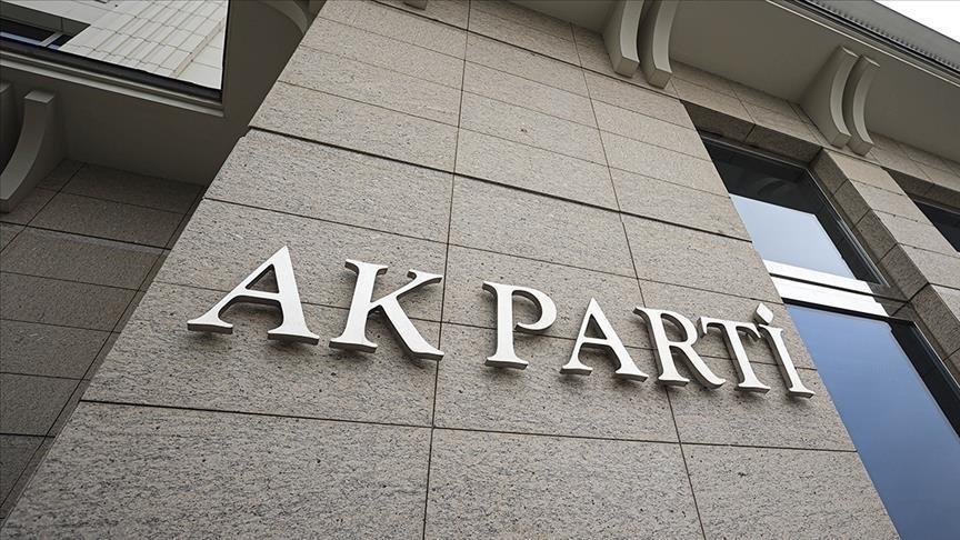 AK Parti’de 4 İl Başkanı Görevden Alındı