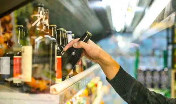 İçki satışına yeni sınırlama: Resmi Gazete’de yayımlandı
