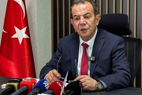 Tanju Özcan CHP'den İstifa Etti: "Kayyumun Sözde YDK'sına Savunma Vermem"