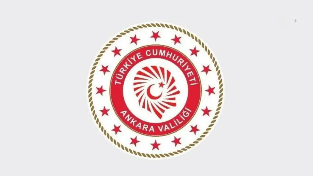 Ankara'da Eğitim Helikopteri Düştü: 2 Personel Yaralandı