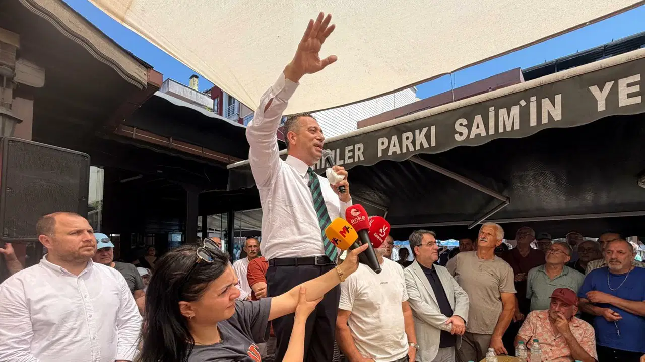 Başarır Rize'den seslendi: "Çoban ateşini buradan yakalım"