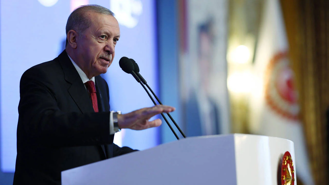 Erdoğan: FETÖ tehdidi tamamen sona ermedi