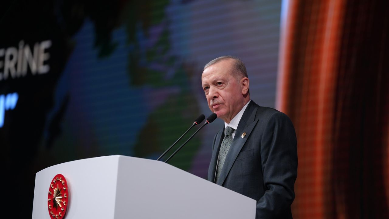 Erdoğan: “Terörsüz Türkiye’yi cümle cihana ilan ettik”
