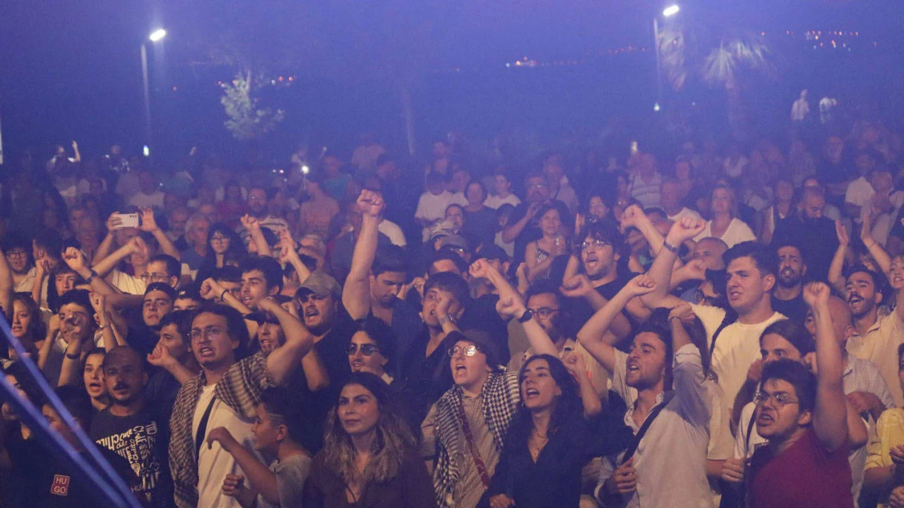 Gençlerden "Özgürlük Buluşması" çağrısı: Kadıköy'de bir araya gelecekler