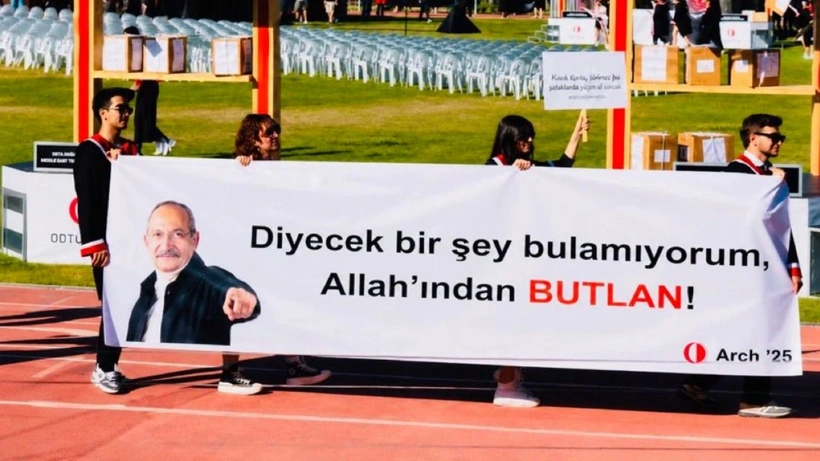 ODTÜ Mezuniyet Pankartlarında Bu Kez Kılıçdaroğlu Gündemi