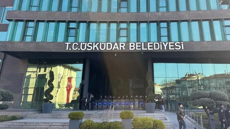 AK Parti’den Üsküdar’daki Başkan Vekilliği seçimine suç duyurusu