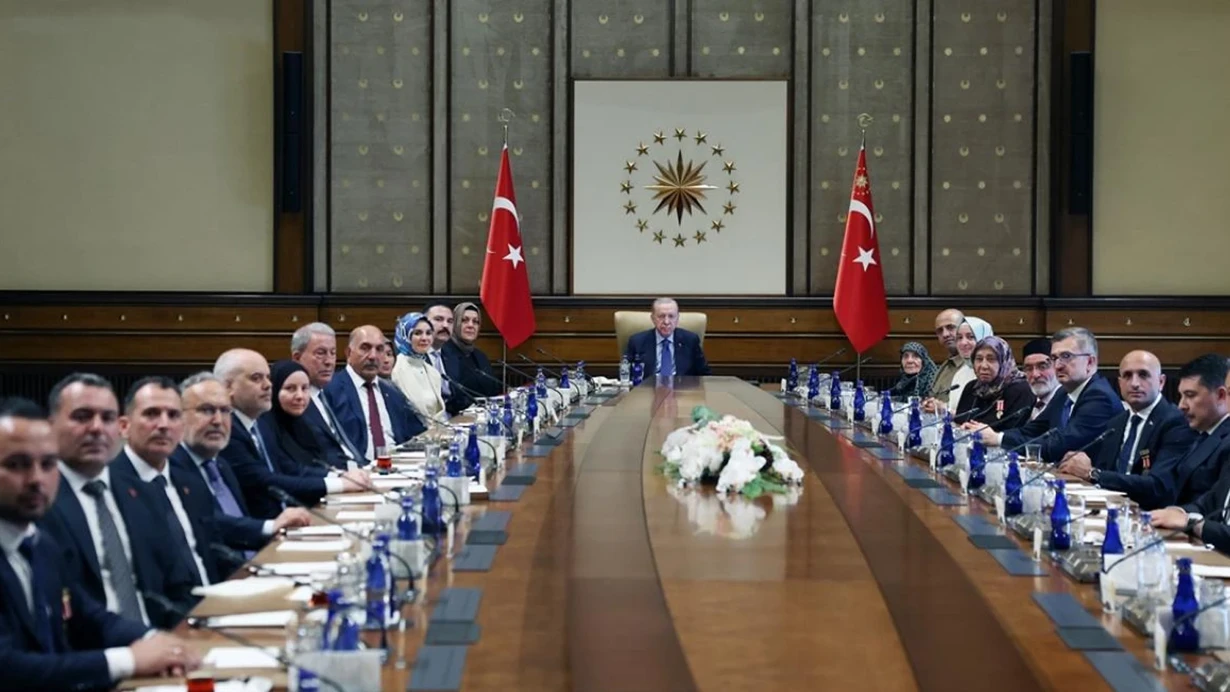 Cumhurbaşkanı Erdoğan şehit ailelerini kabul etti