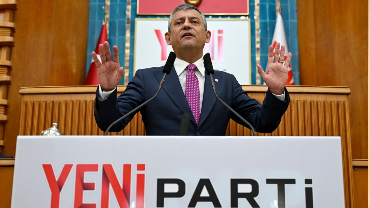 Özgür Özel açıkladı: YENİ Parti'den Çerçeve Yasa kararı