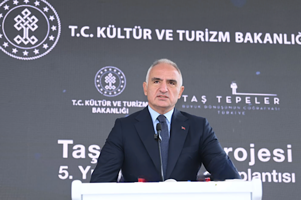 Bakan Ersoy, Rusya’nın Ankara Büyükelçisi Verşinin ile görüştü
