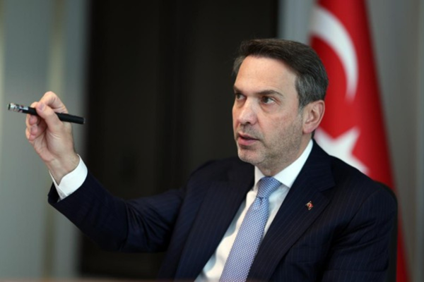 Bayraktar, Eskişehir’de temaslarda bulundu