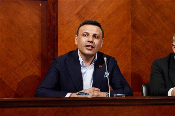 Çelik: Bu sabah yine şafak operasyonları ile uyandık