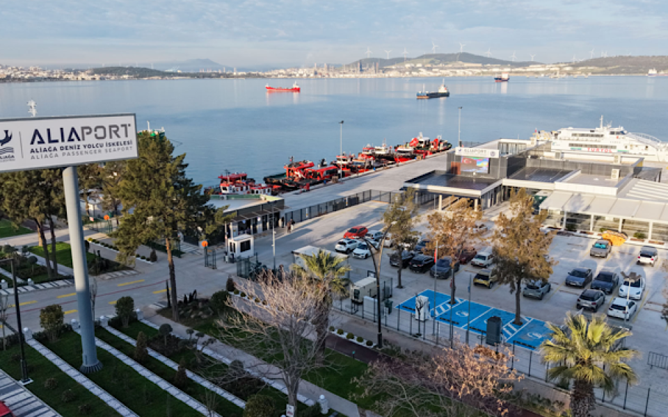 Aliaport’tan Midilli’ye düzenli deniz seferleri başladı
