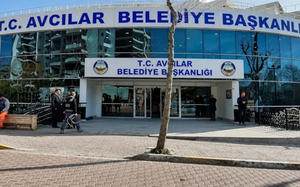 Avcılar Belediyesi soruşturmasında 12 şüpheli adliyeye sevk edildi