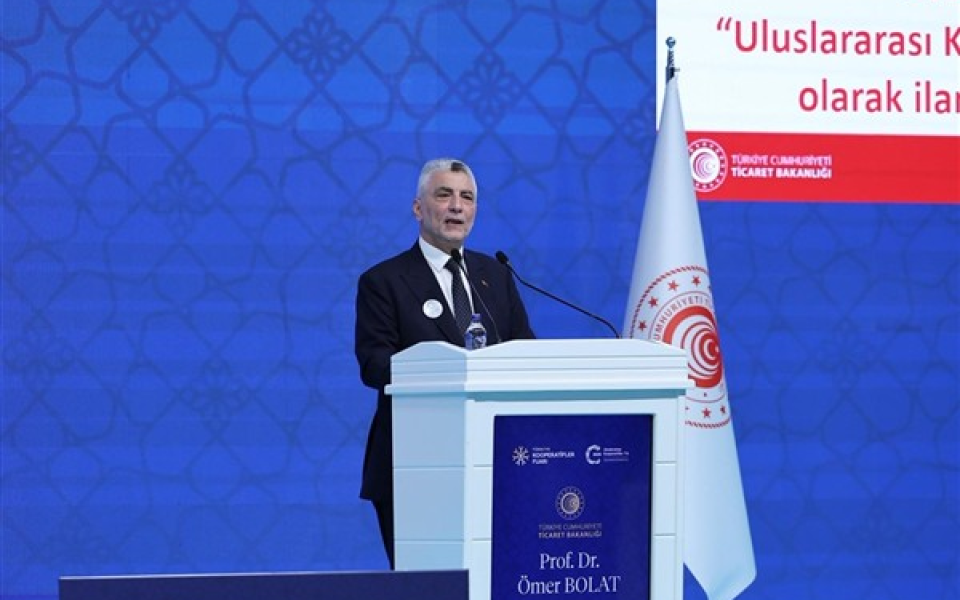 Bakan Bolat, Ağrı Ticaret Borsası'nın açılışını gerçekleştirdi