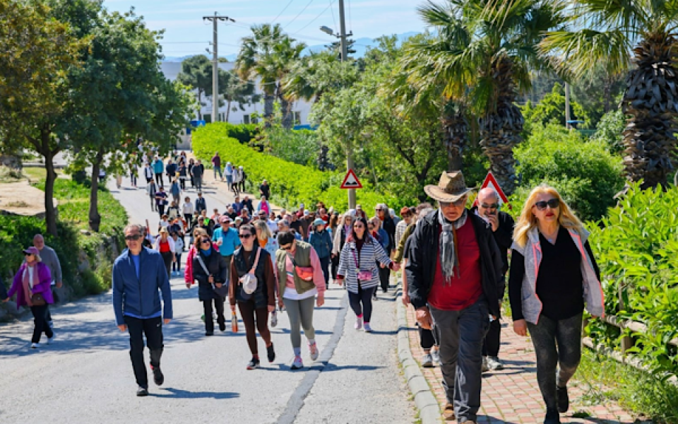 Bodrum’da Kadıkalesi rotasında kültür ve doğa yürüyüşü düzenlendi