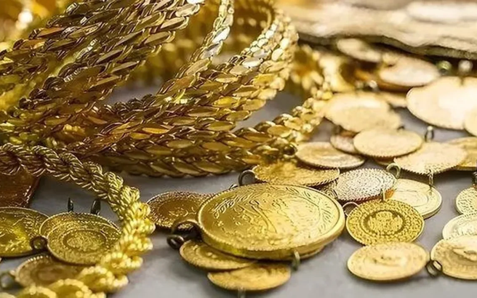 Dev bankadan altın için kritik uyarı: Zirvenin yüzde 27 altında! Düşüş sürecek mi?