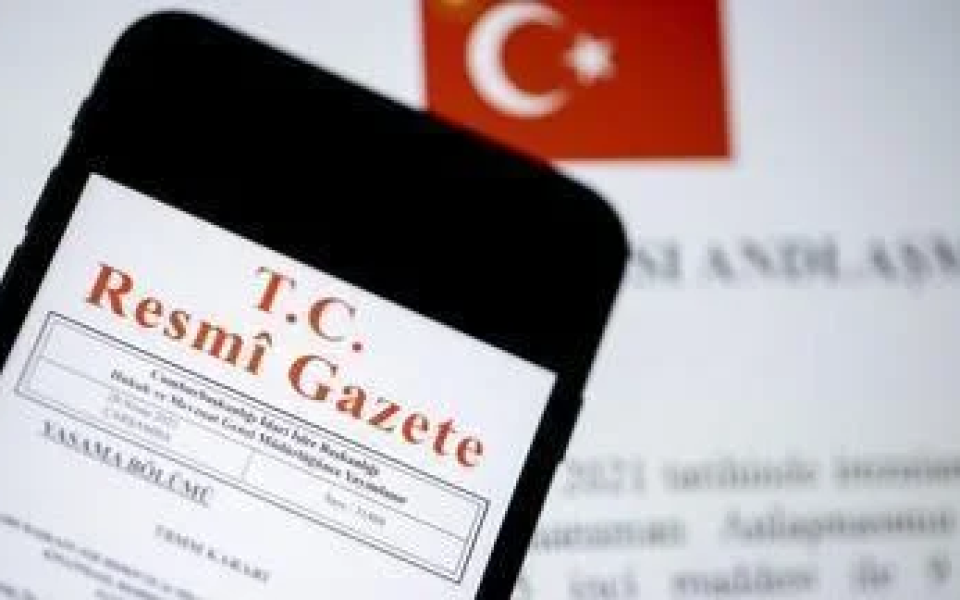 Devlet Memurlarının Zam ve Tazminat Esaslarında Değişiklik: Cumhurbaşkanı Kararı Resmî Gazete'de