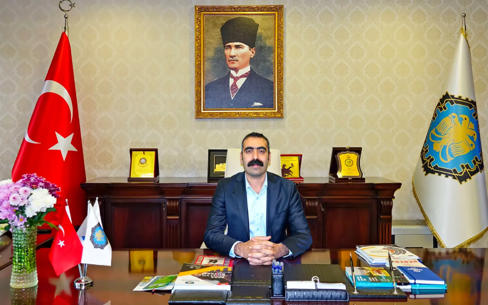 Diyarbakır Büyükşehir Eş Başkanı Doğan Hatun istifa etti