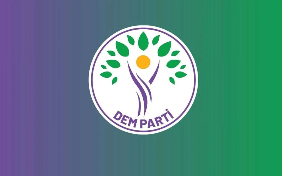Doğan Hatun'un İstifasına DEM Parti'den Açıklama