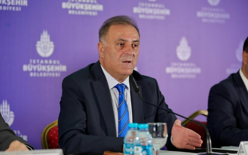 İBB Başkan Vekili Nuri Aslan'dan Dolandırıcılık Uyarısı: "Bu Aramalara İtibar Etmeyin"