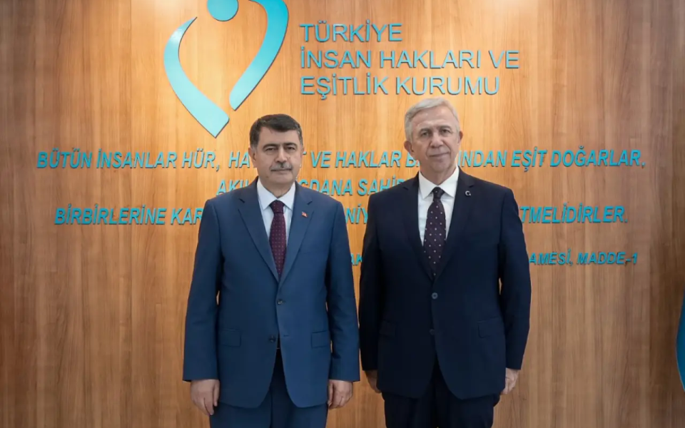 Mansur Yavaş'tan TİHEK Başkanı Vasip Şahin'e ziyaret