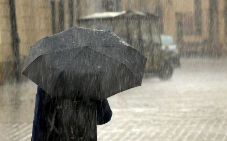 Meteoroloji'den kuvvetli yağış, rüzgar ve çığ uyarısı