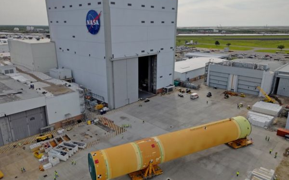 NASA, Artemis III ana aşamasını Kennedy Uzay Merkezi’ne gönderiyor