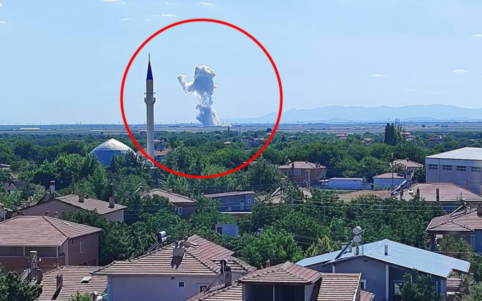 Niğde'de havai fişek fabrikasında patlama: Yaralılar var