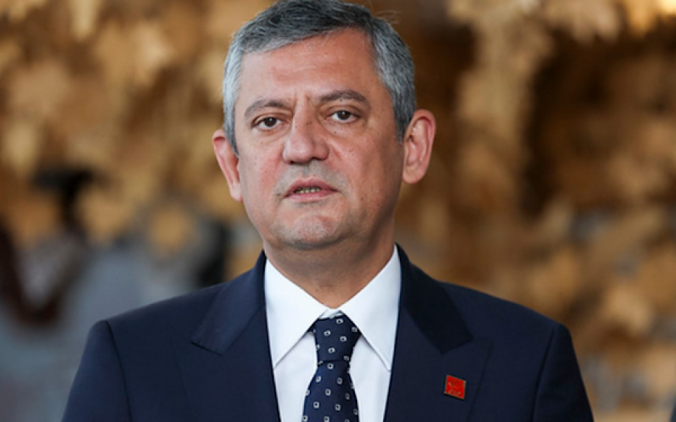 Özel’den Macaristan seçimleri yorumu: Kazanan demokrasidir