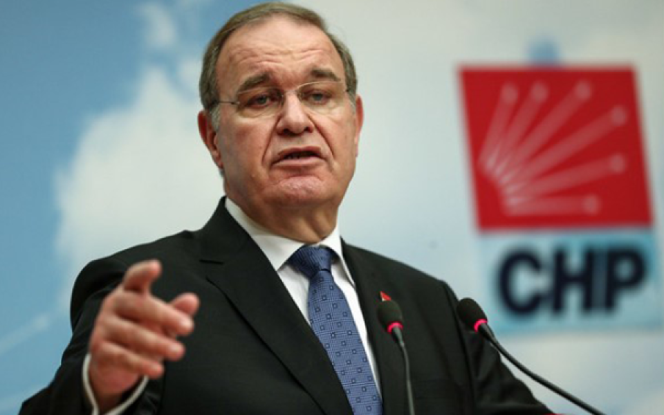 Öztrak: Şubat ayında cari açık 7,5 milyar dolar oldu