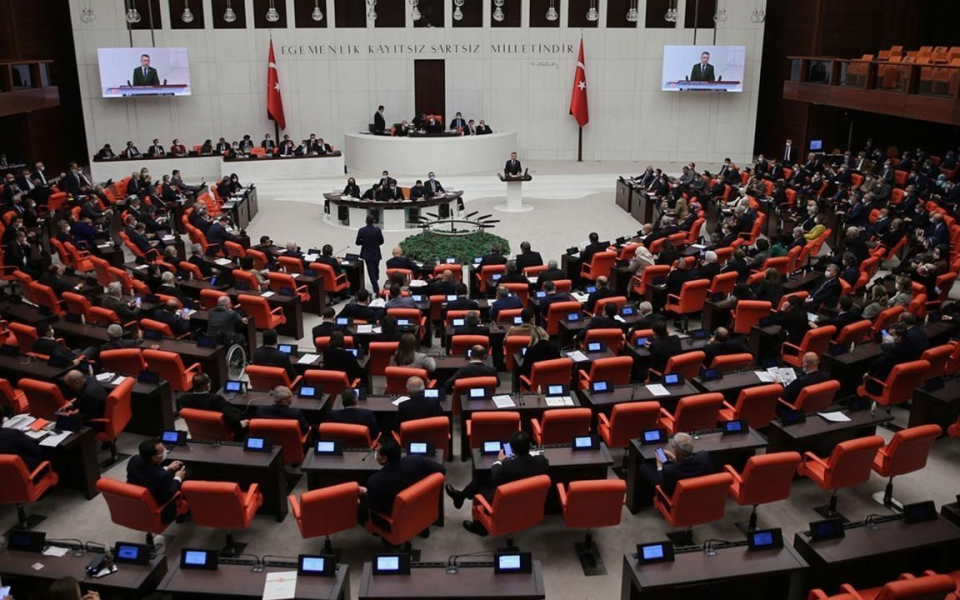Şehit Aileleri ve Gazilere Yeni Haklar Yasalaştı