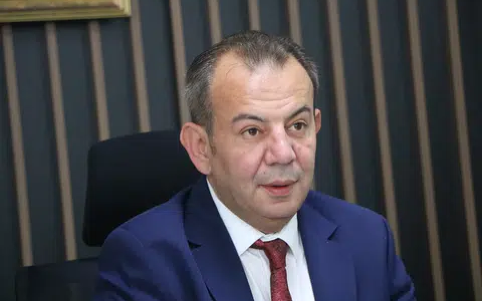 Tanju Özcan, Hakaret Davasında Beraat Kararı Aldı