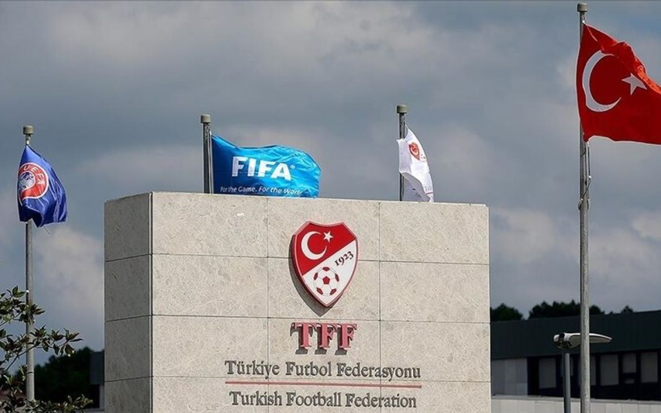 TFF'den yabancı kuralı kararı: 10+4 sistemi sürecek