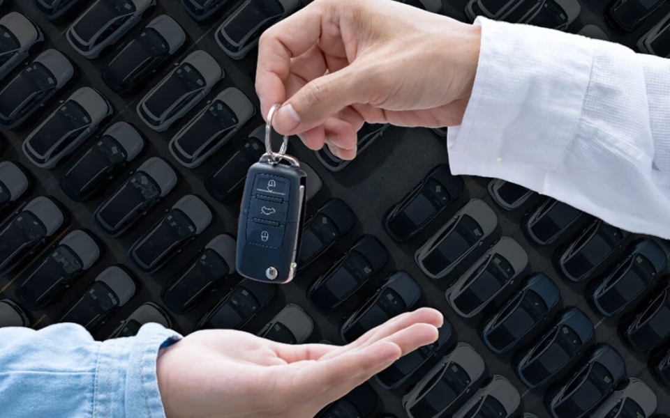 Ticaret Bakanlığı'ndan ikinci el araç satışlarına sıkı denetim: Kuralları ihlal edenlere ceza yağacak