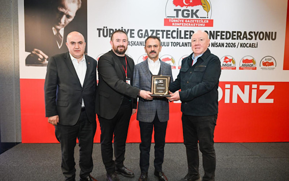 Vali Aktaş, Türkiye Gazeteciler Konfederasyonu gala gecesine katıldı