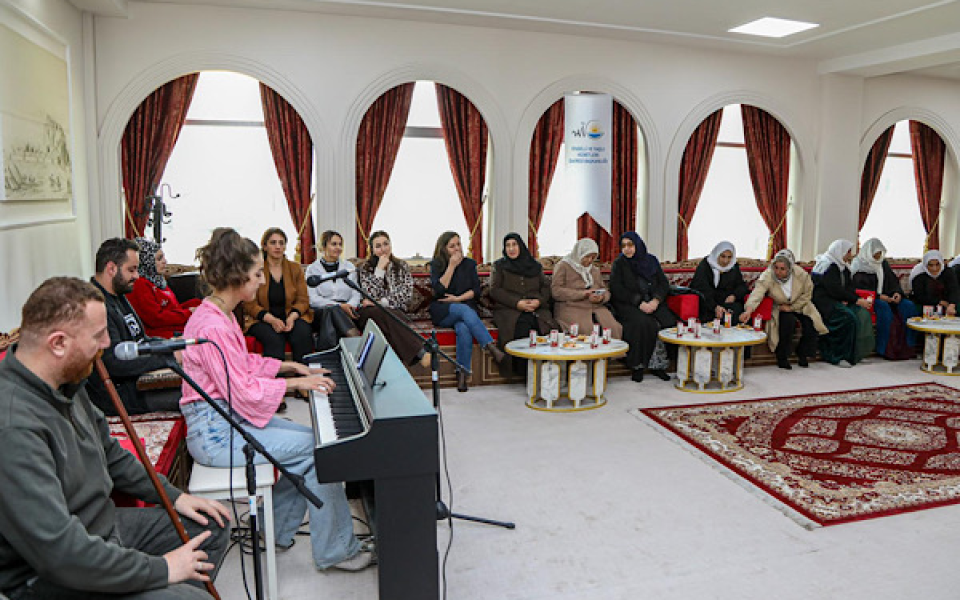 Van’da yaşlı vatandaşlar için etkinlik düzenlendi