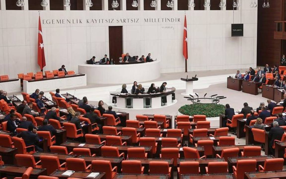 Yeni Parti'li Özcan: 2025'te 168 Bin 694 Çocuk Suça Sürüklendi