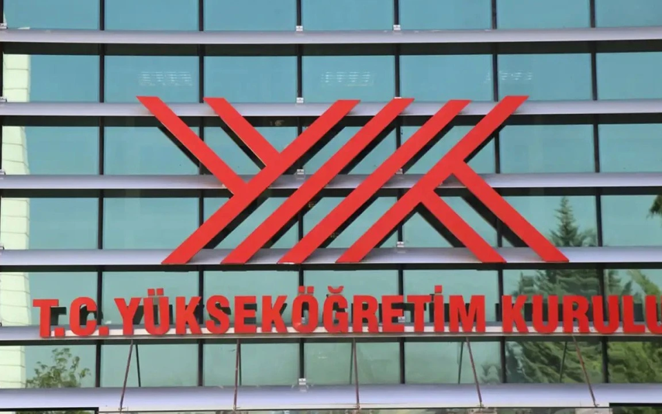 YÖK'ten 16 yeni bölüm: Yapay zeka sosyal bilimlere giriyor